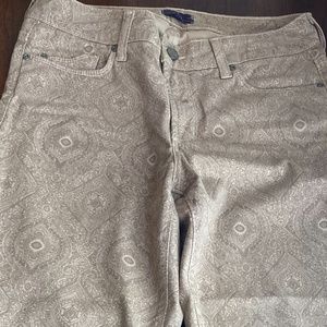 NYDJ Size 6 cotton pant jeans cut paisley